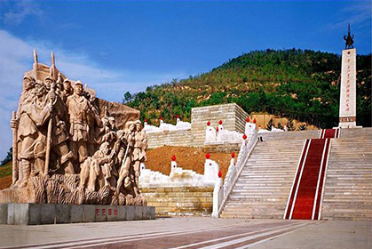 編制長征國家文化公園建設保護規劃，積極促進吳起縣紅色旅游大發展